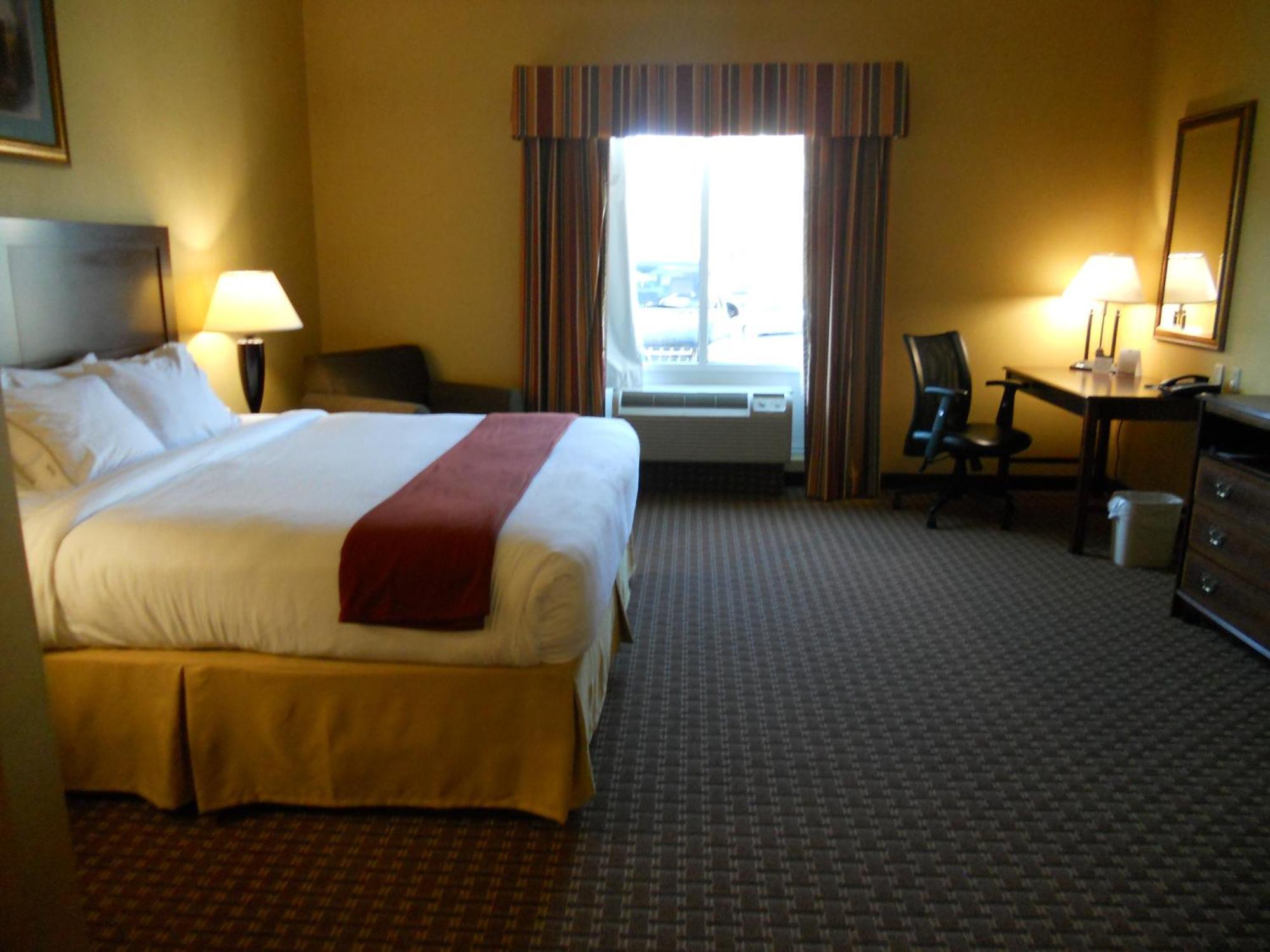 Holiday Inn Express And Suites Hazard By Ihg Exterior photo