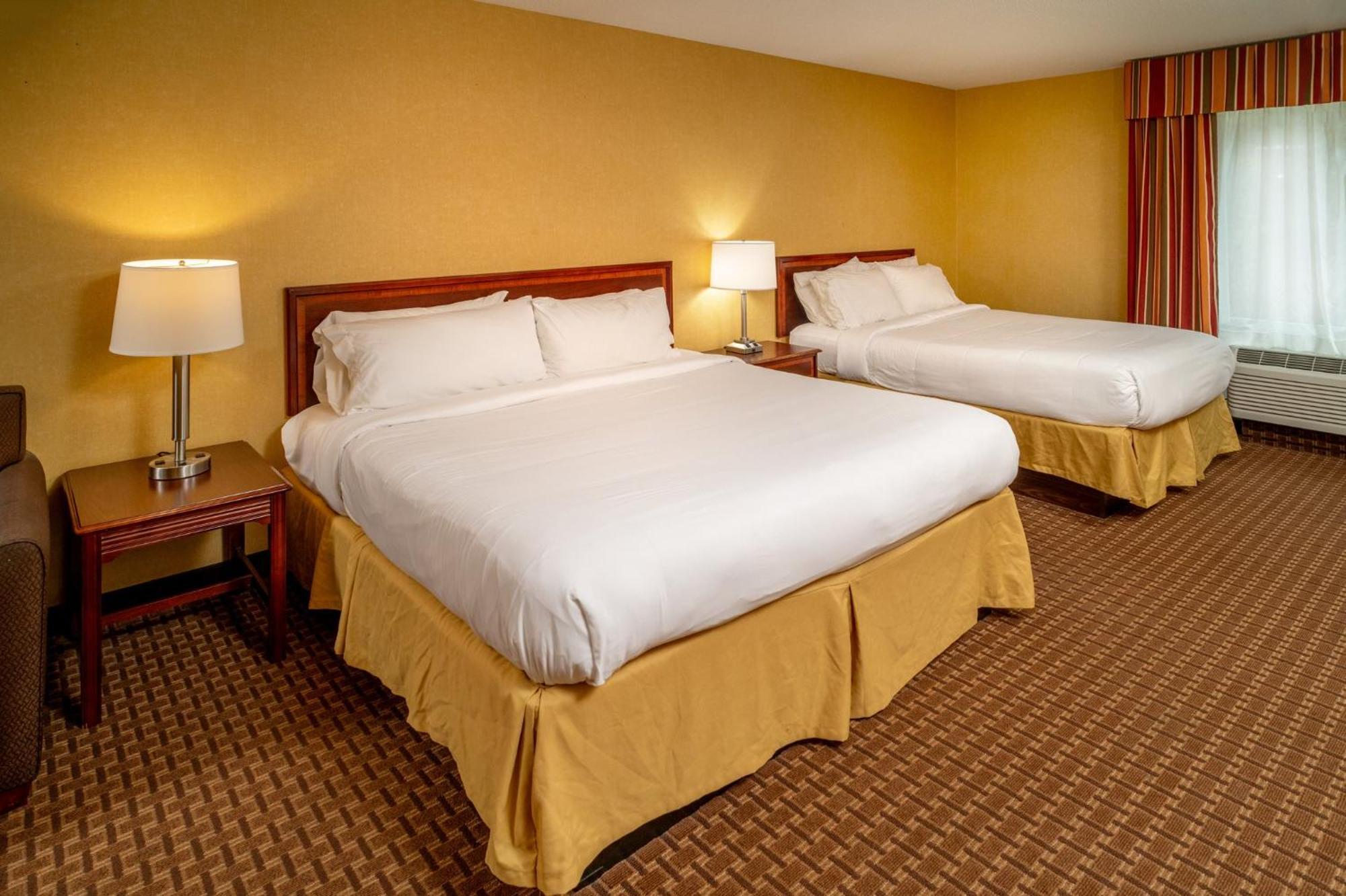 Holiday Inn Express And Suites Hazard By Ihg Exterior photo